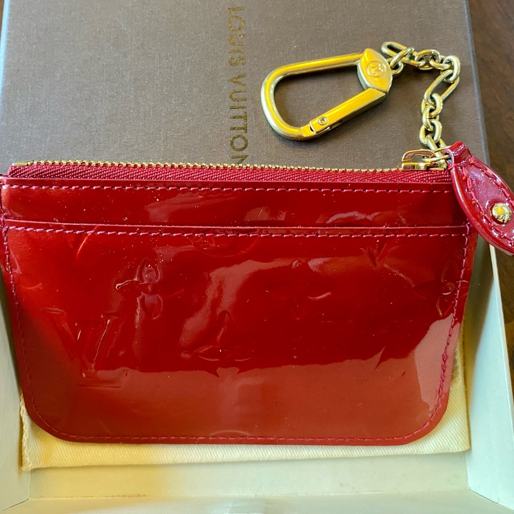 ❌SOLD❌Louis Vuitton Vernis Key Pouch - Picture 4 of 9